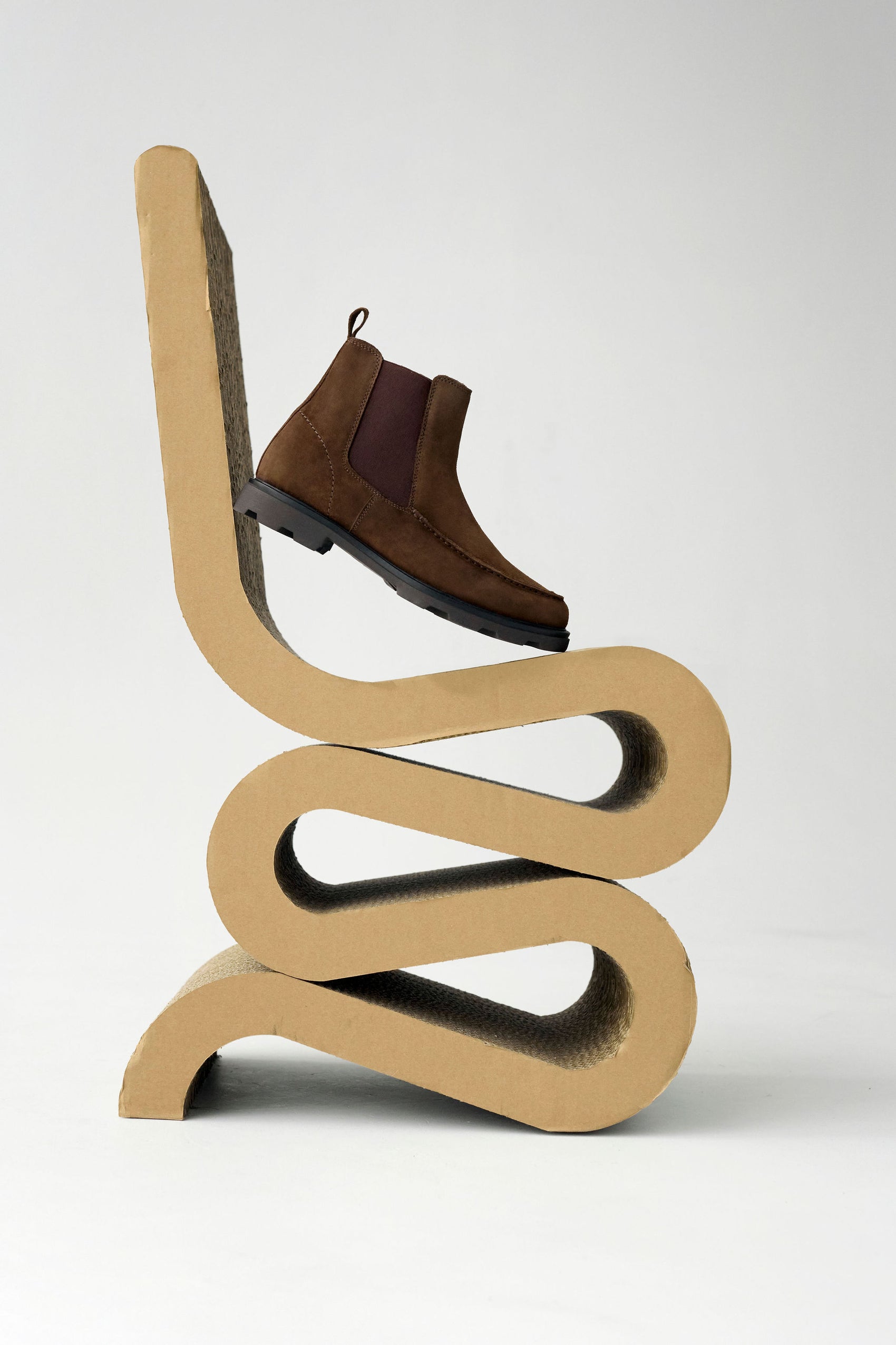 Dwayne Chelsea // Brown Suede