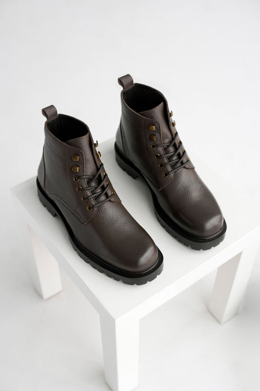 Robert Lace-up Boot // Brown