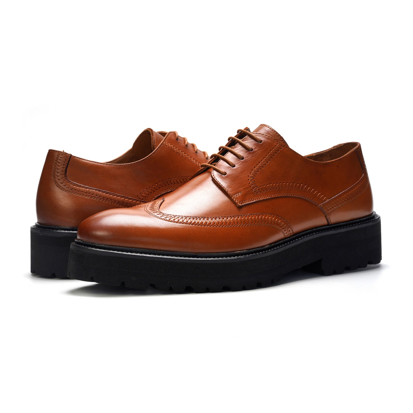 Hadley Wingtip // Tan Leather