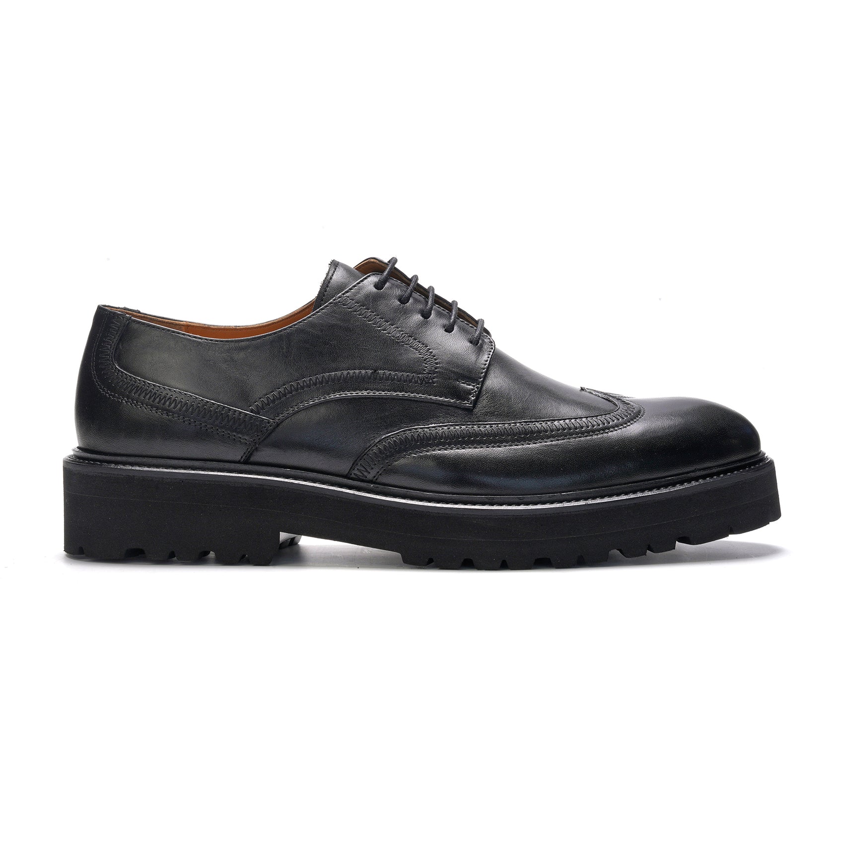 Hadley Wingtip // Black Leather