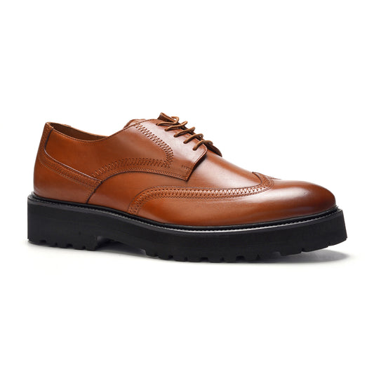 Hadley Wingtip // Tan Leather
