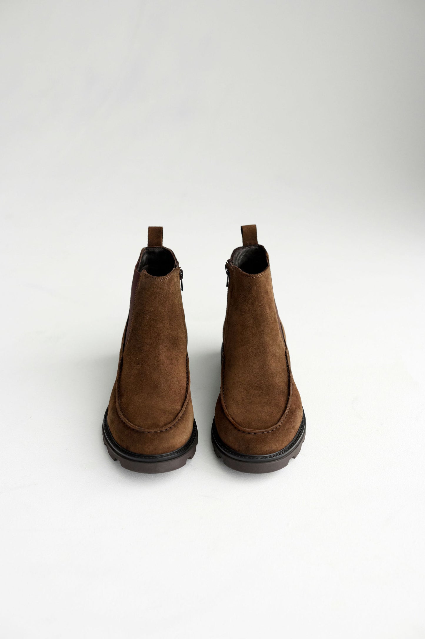 Dwayne Chelsea // Brown Suede